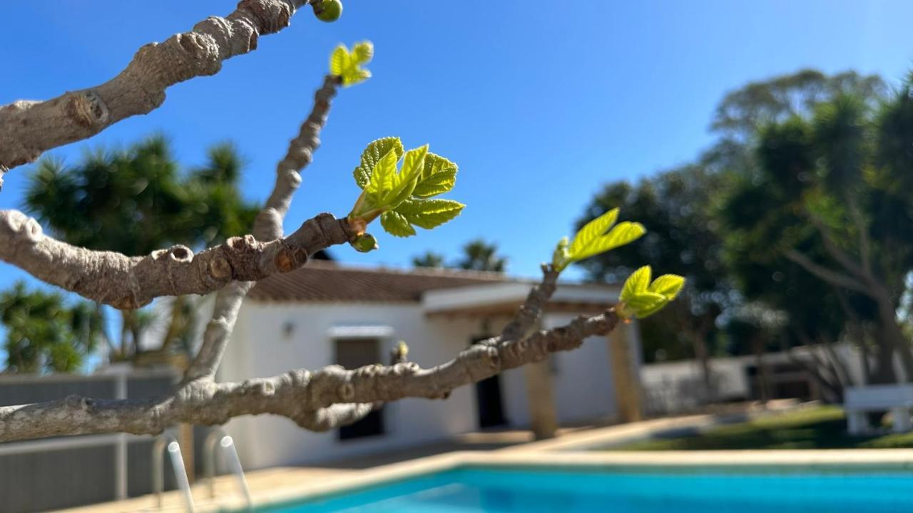 Vivienda Rural Atlantico Sur & Familias Guest House โกนิล เด ลาฟรอนเตรา ภายนอก รูปภาพ