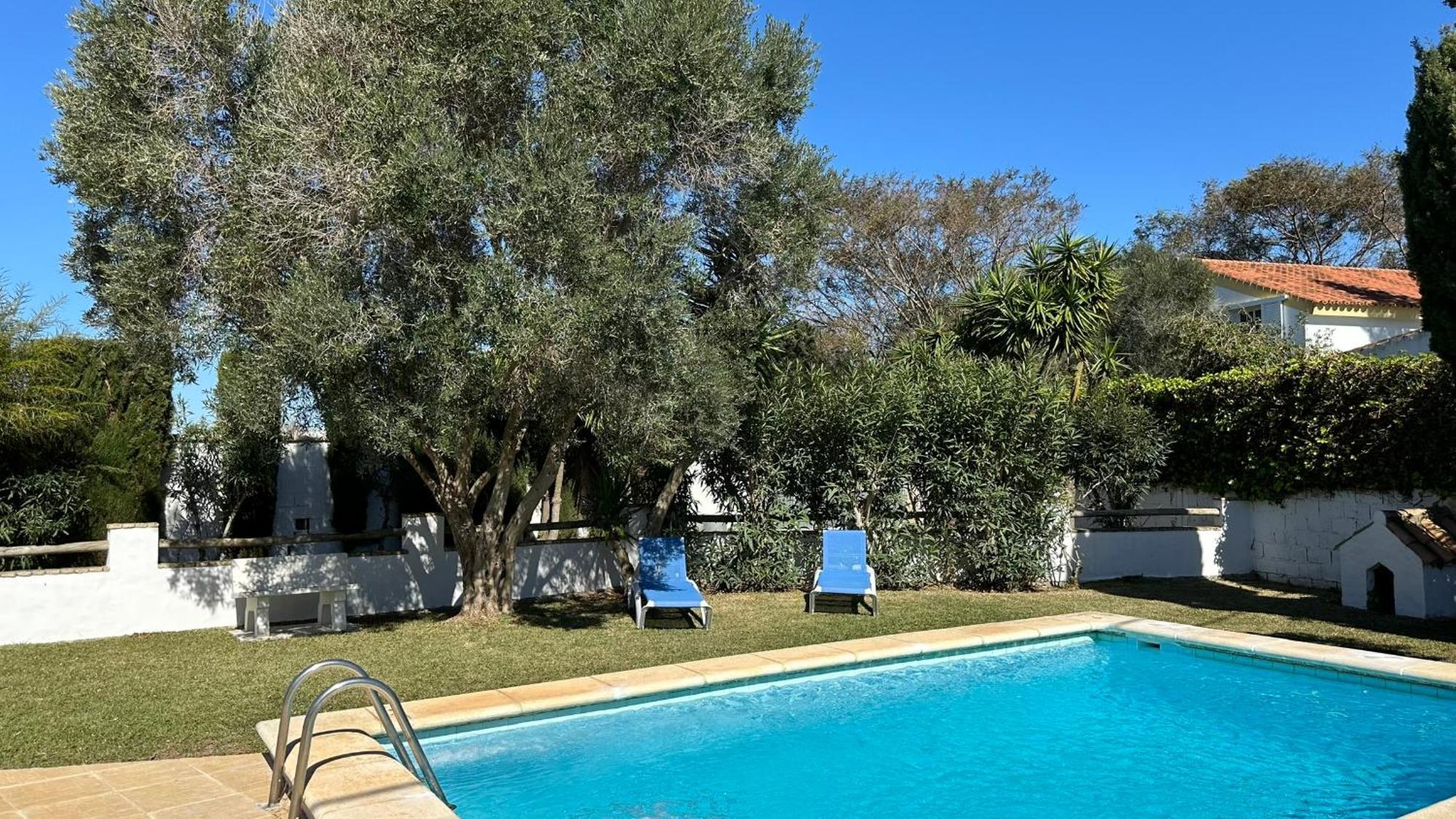Vivienda Rural Atlantico Sur & Familias Guest House โกนิล เด ลาฟรอนเตรา ภายนอก รูปภาพ