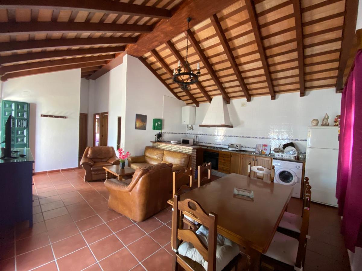 Vivienda Rural Atlantico Sur & Familias Guest House โกนิล เด ลาฟรอนเตรา ภายนอก รูปภาพ