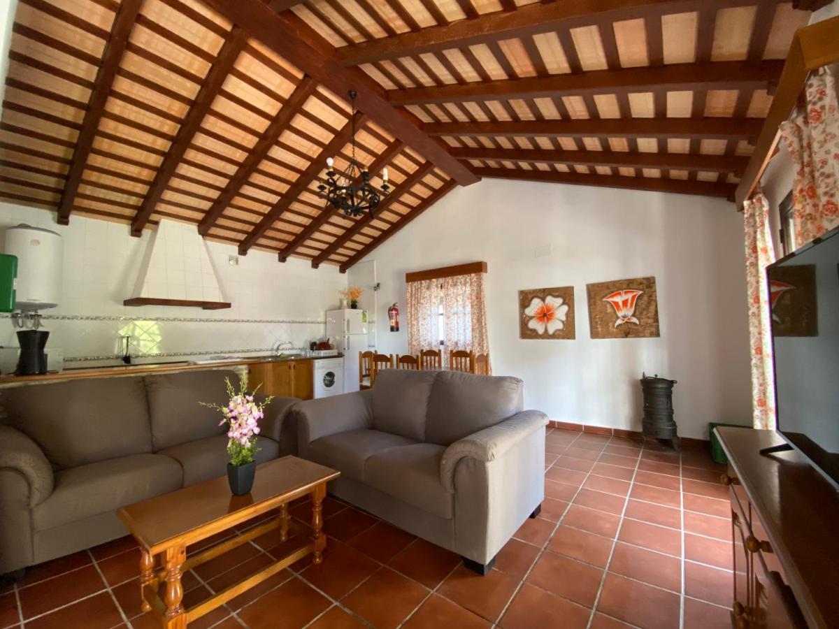 Vivienda Rural Atlantico Sur & Familias Guest House โกนิล เด ลาฟรอนเตรา ภายนอก รูปภาพ